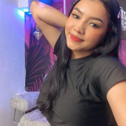 sofi_shy25