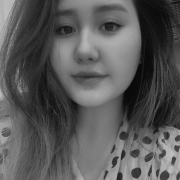 kim_nila