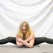 ANASTASIA_BLOND