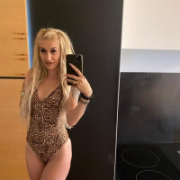 Carolinne21