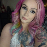Laci_Loveless