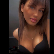 amazing_layla1