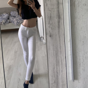 sexybrunette77