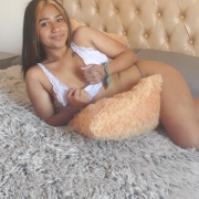 alexa_demie