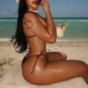 Booty_Queen18