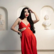 BELLA_THORNERFG