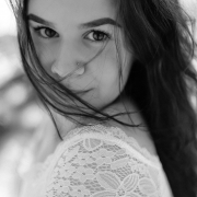 Jennifer_Taylor