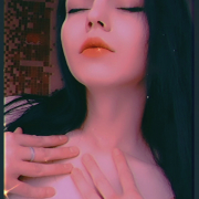 Lindy_Leonora