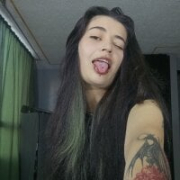 Hana_Sinclair