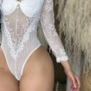 Jasmine_Jones_