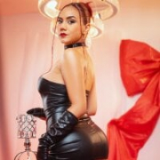 Mia_Reyess