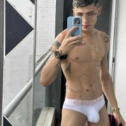 HotMuscleHot