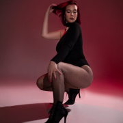 Vikki_Red