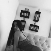 khloe-sr1