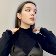 AdrianaValli