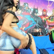 shara_hot