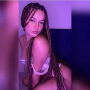 Petite_Valery