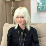 Sabrina_Bates