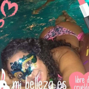 Andrea_Nicolle