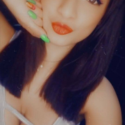 carla_petite