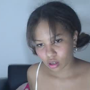vanessaaleon